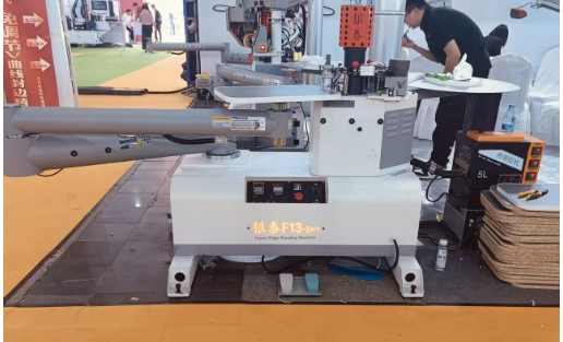 Sucesso da exposição e aumento pós-exibição em ordens: F13-3Pro e 470x